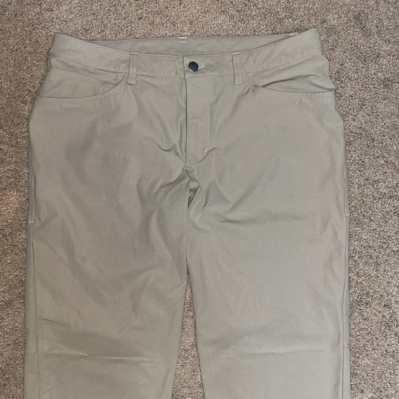 Lululemon ABC Pant Classic 32" Warpstream Straight Leg Pants Tofino Sand 34 - Picture 6 of 12